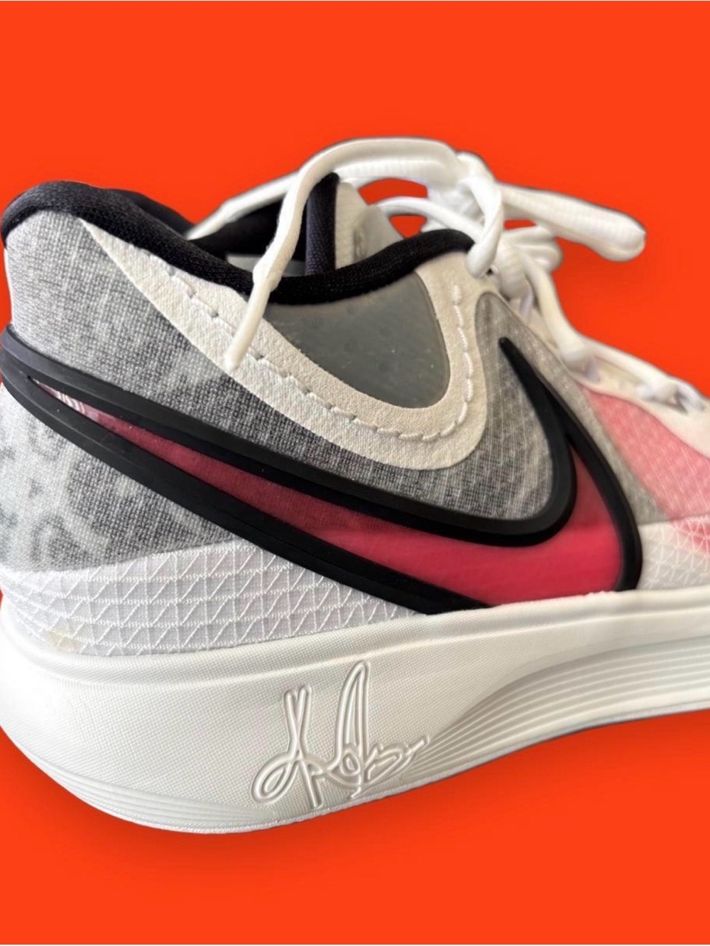 Nike Women's White & Pink Gradient Athletic Sneakers